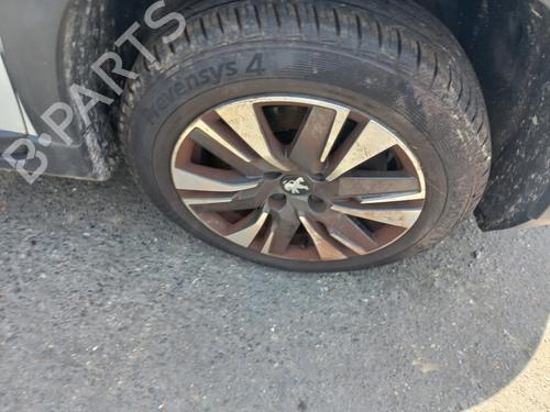 Right front fenders PEUGEOT 2008 I (CU_) 1.2 THP 110 / PureTech 110 | BP32290932C42