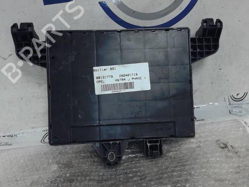 Fuse box OPEL ASTRA H (A04)  | BP18476218E1 