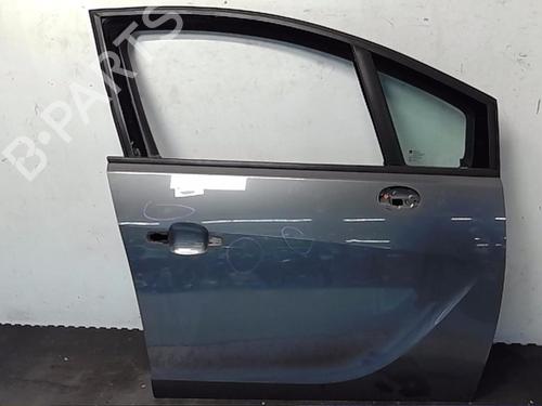 Used Right front door OPEL MERIVA B MPV (S10) 1.4 (75) (120 hp) 22357907