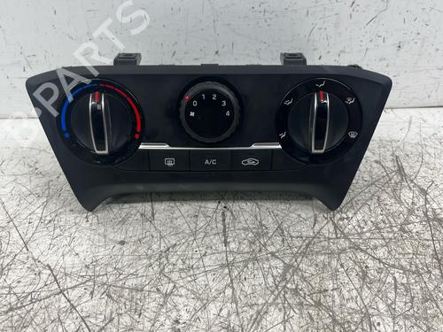 Used Climate control Climate control 38627068 38627068