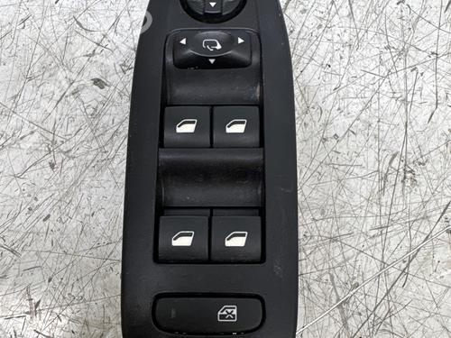 Used Left front window switch Left front window switch 38054801 38054801