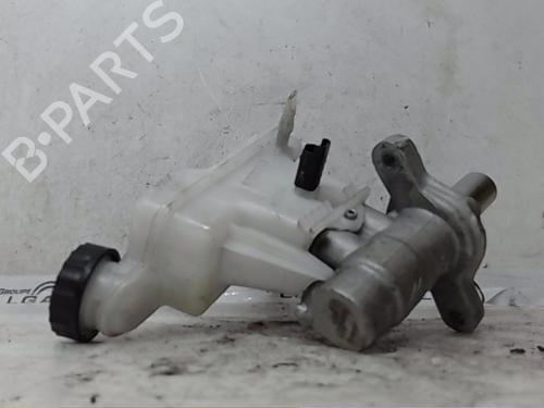 Used Brake master cylinder PEUGEOT 5008 II (MC_, MJ_, MR_, M4_) 1.6 THP 165 (M45GZW, M45GYW, M45GYV) (165 hp) 17919893