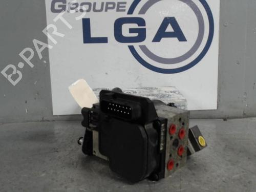 Used ABS pump MERCEDES-BENZ E-CLASS (W210) E 220 CDI (210.006) (143 hp) 13868981