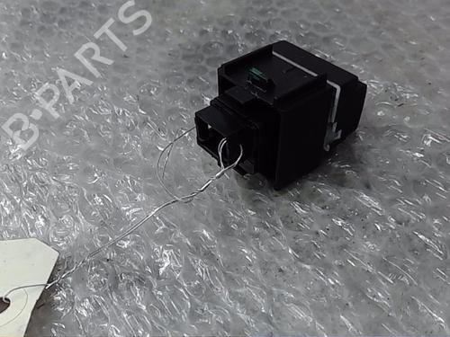 Switch PEUGEOT RIFTER 1.5 BlueHDi 130 | BP16827612I30