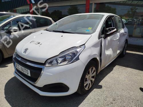 Right front fenders PEUGEOT 208 I (CA_, CC_) 1.6 BlueHDi 100 | BP29215026C42 