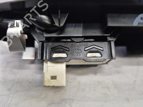 Right front window switch PEUGEOT 2008 I (CU_) 1.2 THP 110 / PureTech 110 | BP32399261I26