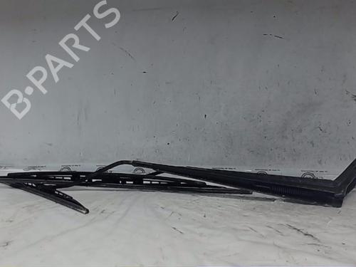 Used Front windshield wiper arm MAZDA 5 (CR) 2.0 CD (CR19) (110 hp) 18327399