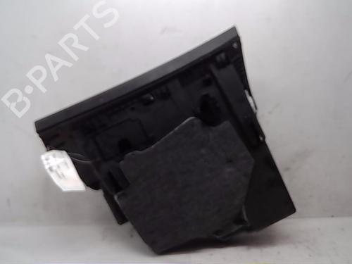 Used Glove box PEUGEOT 308 I (4A_, 4C_) 1.6 HDi (92 hp) 13835205