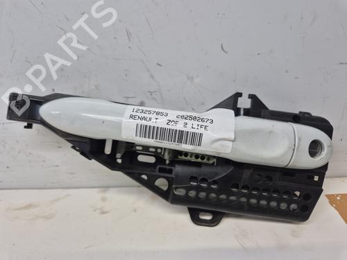 front-left-exterior-door-handle-renault-zoe-bfm_-2012-33443906 main image
