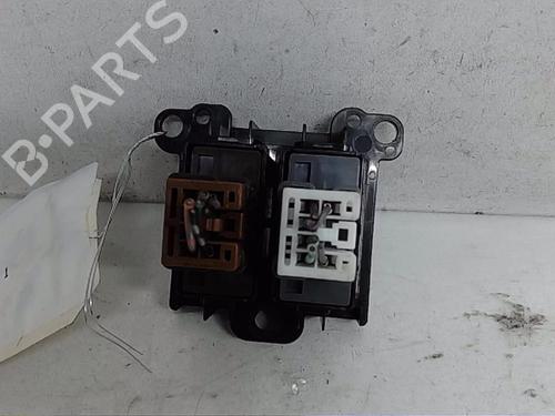 Used Switch NISSAN JUKE (F15) 1.5 dCi (110 hp) 14523677