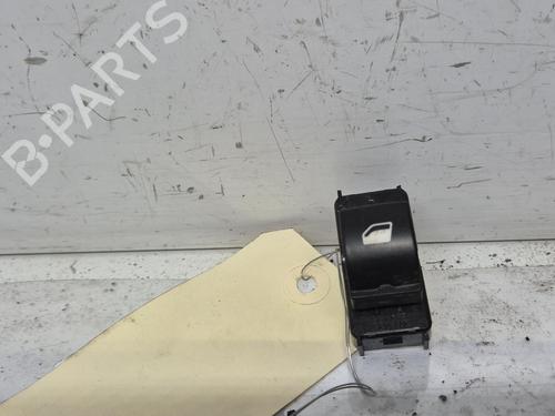 Used Right front window switch Right front window switch CITROËN C3 III (SX) 1.2 VTi 82 (82 hp) 36425521 36425521