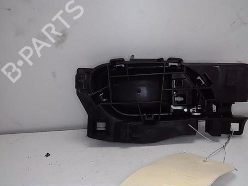 Front left interior door handle PEUGEOT 5008 (0U_, 0E_) 2.0 HDi 150 / BlueHDi 150 | BP13827738I13 