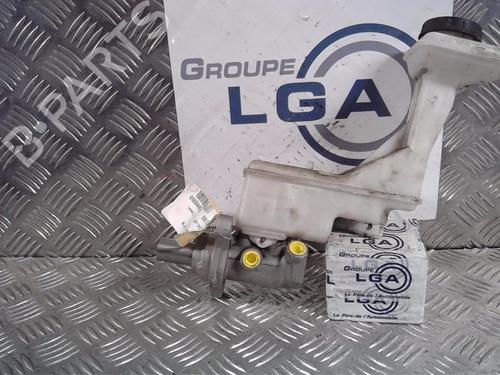 Brake master cylinder RENAULT KADJAR (HA_, HL_) 1.6 dCi 130 4x4 (HLA4) | BP14521186M77 