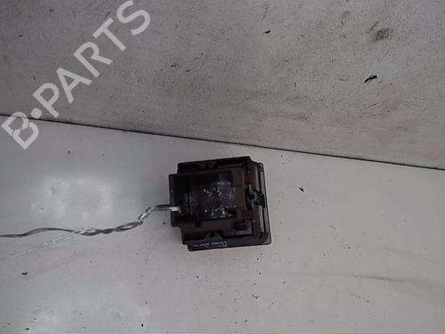 Used Warning switch PEUGEOT 207 SW (WK_) 1.6 HDi (92 hp) 13839341