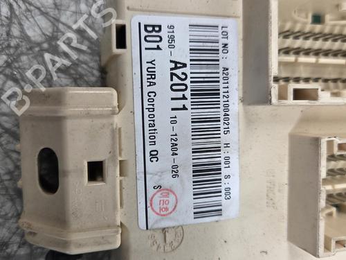 Used Fuse box Fuse box 39453870 39453870