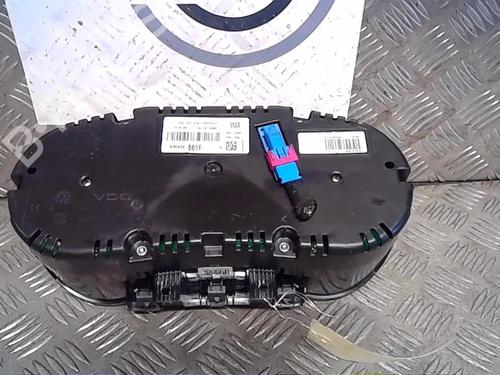 Used Instrument cluster VW POLO V (6R1, 6C1) [2009-2022]  13852804