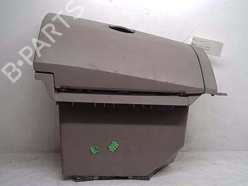 Used Glove box RENAULT CLIO III (BR0/1, CR0/1) 1.5 dCi (BR0H, CR0H, CR1S, BR1S) (106 hp) 13831224