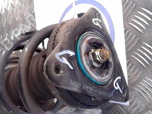 Venstre fortil støddæmper NISSAN QASHQAI II (J11, J11_) 1.3 DIG-T (160 hp) 30924478