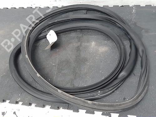 Rubber door seal PORSCHE CAYENNE (9PA) Turbo S 4.8 95553791102