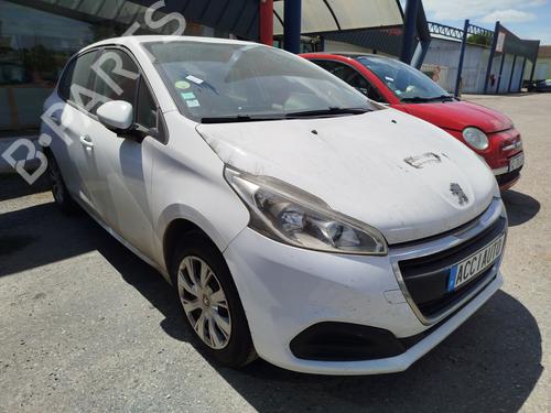 Right front fenders PEUGEOT 208 I (CA_, CC_) 1.6 BlueHDi 100 | BP29215026C42 