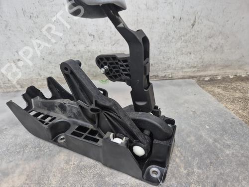 Gear lever NISSAN JUKE (F15) 1.5 dCi | BP30916035M90 