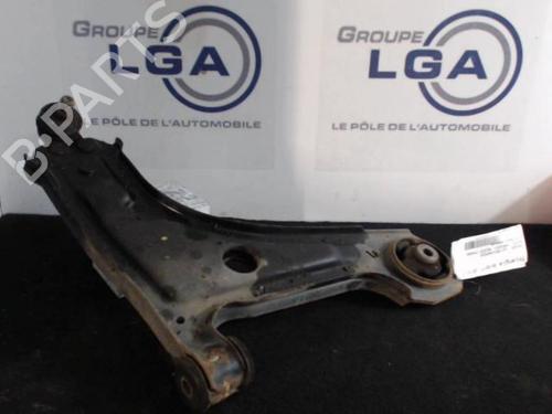 Used Right front suspension arm DAEWOO REZZO (U100) 1.6 SX (90 hp) 14549652