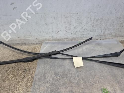 Used Front windshield wiper arm FORD FIESTA VII (HJ, HF) 1.0 EcoBoost (101 hp) 29739220
