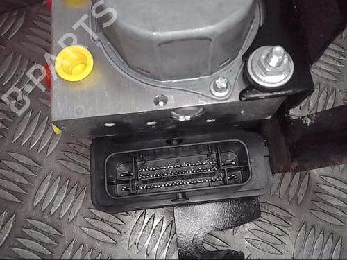 ABS pump DACIA SANDERO II TCe 90 (B8M1, B8MA, B8AC) | BP13863145M43 