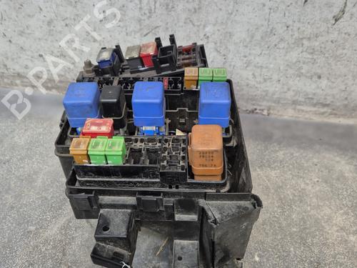 Used Fuse box Fuse box NISSAN 200SX Coupe (S14) 2.0 i 16V Turbo (200 hp) 30714567 30714567