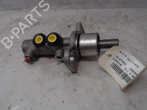 Used Brake master cylinder PORSCHE 911 (996) 3.4 Carrera (301 hp) 16252114