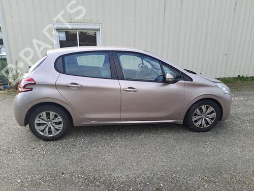 Used Parts PEUGEOT 208 I (CA_, CC_) 1.4 HDi 4815715