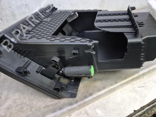 Glove box CITROËN C4 III (BA_, BB_, BC_) 1.5 BlueHDi 130 (BBYHZB) | BP29739196C95 