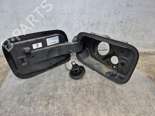 Fuel flap CITROËN C4 III (BA_, BB_, BC_) 1.5 BlueHDi 130 (BBYHZB) | BP29739190C131 