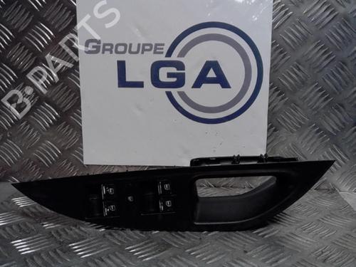 Left front window switch SEAT TOLEDO III (5P2) 2.0 TDI 16V | BP13864306I27 