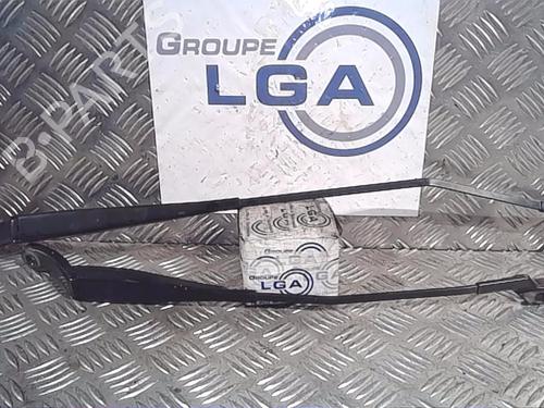 Used Front windshield wiper arm PEUGEOT 208 I (CA_, CC_) 1.4 HDi (68 hp) 14552950