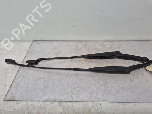 Used Front windshield wiper arm Front windshield wiper arm LANCIA MUSA (350_) 1.9 D Multijet (350.AXC1A) (101 hp) 32715034 32715034