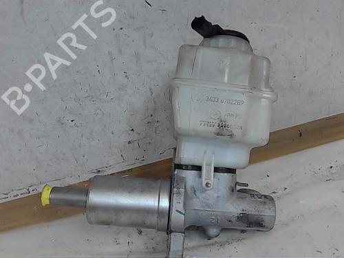 Brake master cylinder BMW 5 Touring (F11) 525 d xDrive | BP18912503M77 