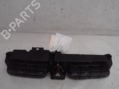 Used Warning switch MERCEDES-BENZ CLK (C209) CLK 500 (209.375) (306 hp) 15418045