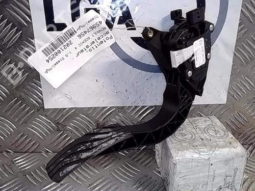 Used Electronic module RENAULT SCÉNIC IV (J9_) [2016-2022]  14556577