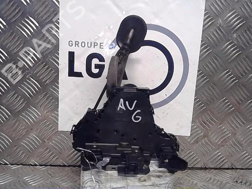 Rear left lock RENAULT CAPTUR II (HF_)  825031538R
