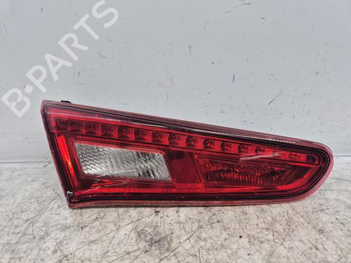 left-tailgate-light-alfa-romeo-giulietta-940_-2010-2011-2012-2013-2014-2015-2016-2017-2018-2019-2020-27268057 main image