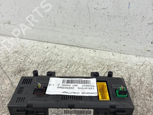 Used Climate control Climate control PEUGEOT 307 (3A/C) 1.6 HDi (90 hp) 39599586 39599586
