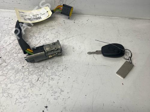 Used Ignition barrel Ignition barrel DACIA DUSTER (HS_) 1.5 dCi 4x4 (HSMC, HSMD) (110 hp) 36344048 36344048