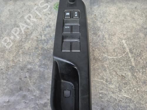 Used Left front window switch SUZUKI SWIFT IV (FZ, NZ) 1.2 (AZH412, ZC72S) (94 hp) 30187707