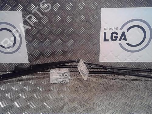 Used Front windshield wiper arm RENAULT MEGANE IV Hatchback (B9A/M/N_) 1.8 RS TCe 280 (B9M6) (279 hp) 14555110