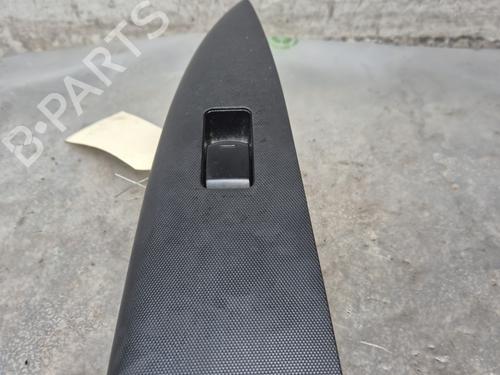 Høyre Foran elrute bryter NISSAN NOTE (E11, NE11) 1.4 (88 hp) 30766827