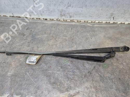 Vindrute viskerarm TOYOTA YARIS (_P1_) 1.4 D-4D (NLP10_, NLP10R) (75 hp) 30892518