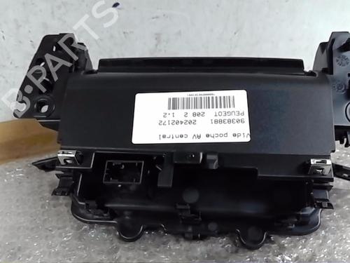 Used Glove box PEUGEOT 208 II (UB_, UP_, UW_, UJ_) 1.2 PureTech 100 (101 hp) 19531361
