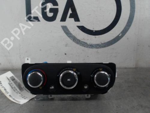 Used Climate control RENAULT CLIO III Hatchback Van (SB_, SR_) [2005-2025]  13867217