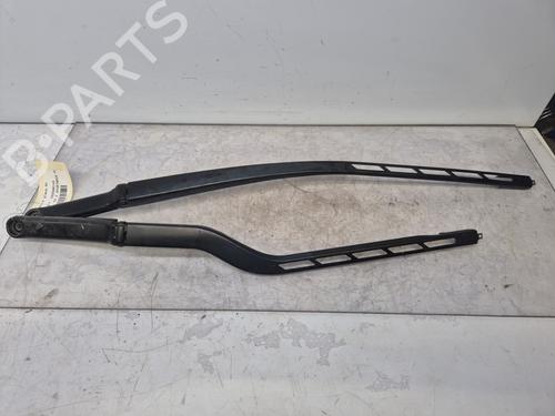 front-windshield-wiper-arm-audi-a3-sportback-8pa-2004-2005-2006-2007-2008-2009-2010-2011-2012-2013-2014-2015-32485266 main image